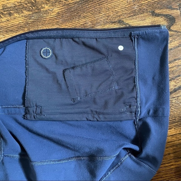 Lululemon | Men’s Bour running jacket - Picture 8 of 10